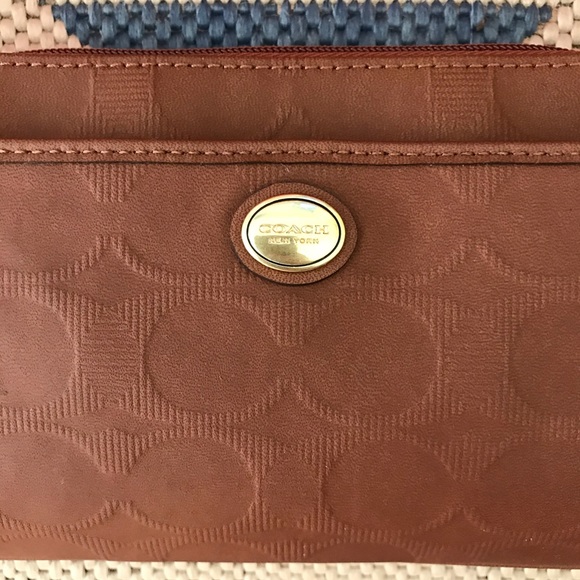 Coach leather wristlet purse NWT! - Picture 2 of 4